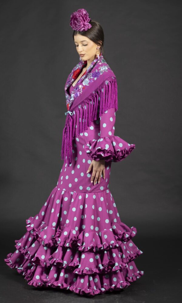 traje de flamenca morado